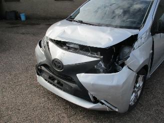 Toyota Aygo 1.0 VVT-i X-fun Airco NAP picture 12