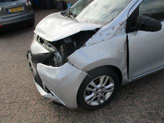 Toyota Aygo 1.0 VVT-i X-fun Airco NAP picture 13