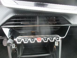 Peugeot 208 1.2 PureTech Active NAP picture 21