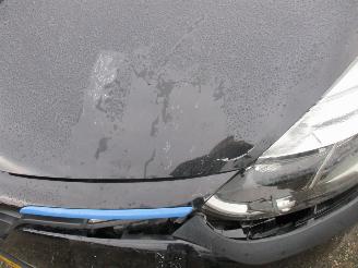 Renault Clio 0.9TCe Dynamique 5drs picture 9