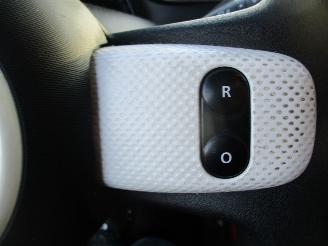 Renault Twingo 0.9 TCe Expression Aut NAP picture 22