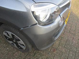 Renault Twingo 0.9 TcE intens picture 9