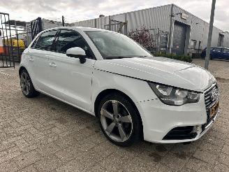 Unfallwagen Audi A1 1.2 TFSI Attraction Pro Line Business 2014/1