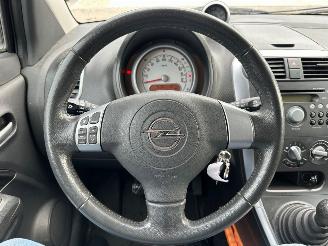 Opel Agila 1.2 Edition picture 8