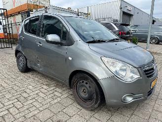 uszkodzony samochody osobowe Opel Agila 1.2 Edition 2011/3