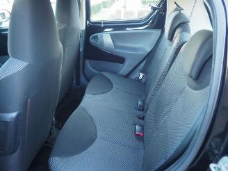 Toyota Aygo 1.0-12V Comfort picture 13