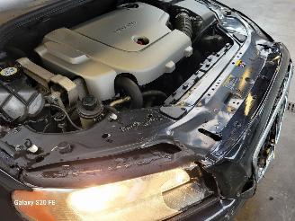 Volvo V-70 2.4 D5 136-KW Automaat picture 11