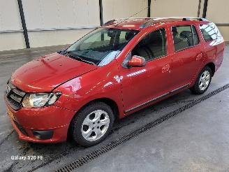 krockskadad bil auto Dacia Logan MCV 0.9 TCE 66-KW Prestige Airco 2015/12