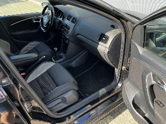 Volkswagen Polo 1.4TDI R-LINE picture 6