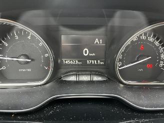 Peugeot 2008 1.2 Puretech AUTOMAAT / CLIMA / CRUISE picture 11