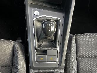 Volkswagen Golf 1.0 TSI NAVI / CRUISE / PDC picture 14