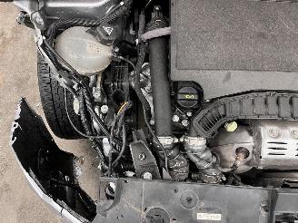 Opel Corsa 1.2 GS Line 5-drs Navi Airco picture 16