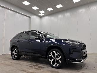 Voiture accidenté Toyota Rav-4 2.5 Plug-in Hybrid. 4WD Limited Navi Clima 2023/7