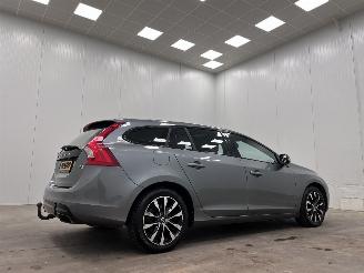 Volvo V-60 1.5 T3 Autom. Polar+ Dynamic Navi Clima picture 2