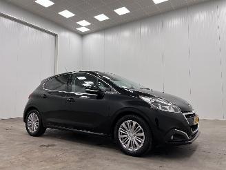 krockskadad bil auto Peugeot 208 1.2 PureTech Allure 5-drs Navi Clima 2019/8