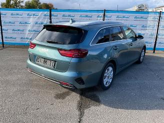 skadebil auto Kia Ceed 1.5 Sportswagon 2025/4