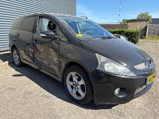 Mitsubishi Grandis  picture 5