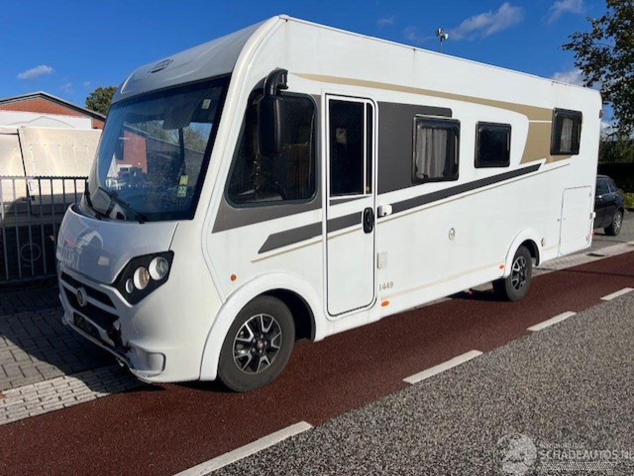 Carado  I 449  INTEGRALE  HEFBED  QEEUNSBED DOUCHE TV 35.000KM