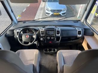 Carado  I 449  INTEGRALE  HEFBED  QEEUNSBED DOUCHE TV 35.000KM picture 17