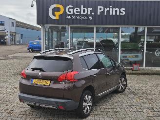 Damaged car Peugeot 2008 1.2 Vti 12V PureTech 82 MPV  Benzine 1.199cc 60kW (82pk) FWD 2014/6