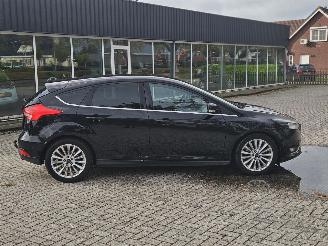Ford Focus 2.0 TDCi 16V 150 Hatchback  Diesel 1.997cc 110kW (150pk) FWD picture 2