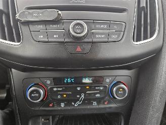 Ford Focus 2.0 TDCi 16V 150 Hatchback  Diesel 1.997cc 110kW (150pk) FWD picture 11