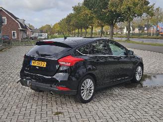 Ford Focus 2.0 TDCi 16V 150 Hatchback  Diesel 1.997cc 110kW (150pk) FWD picture 3