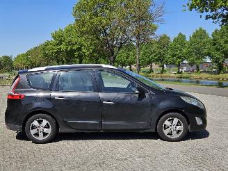 Renault Scenic 1.4 16V TCe 130 MPV  Benzine 1.397cc 96kW (131pk) FWD picture 6