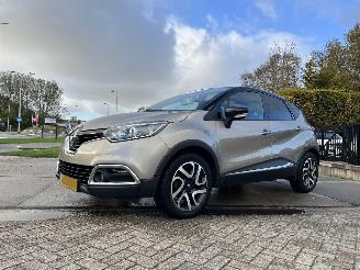 damaged passenger cars Renault Captur 1.5 dCi Dynamique AUTOMAAT !! 2015/4