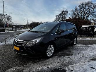 Unfallwagen Opel Zafira 1.4 COSMO TOURER 7P 2013/5