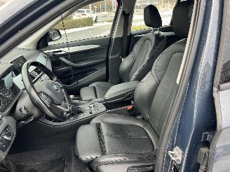 BMW X1 XDRIVE20I AUT LEDER picture 24