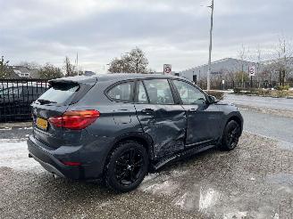 BMW X1 XDRIVE20I AUT LEDER picture 10
