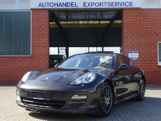 Vaurioauto  passenger cars Porsche Panamera Panamera 4 Bose, Leer, Navi, schuifdak 220kw/299pk 4x4 2012/1