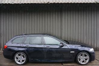 begagnad bil auto BMW 5-serie 528i 2.0 180kW Panoramadak Upgrade Edition 2012/11