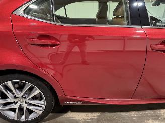 Lexus IS 300h 133kW Automaat Hybrid Edition 30 picture 18