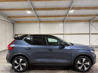 Schadeauto Volvo XC40 70kWh 170kW Recharge Core 2021/12