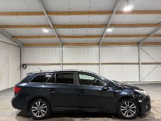Schadeauto Toyota Avensis 1.8VVTi 108kW Dynamic Business 2012/8