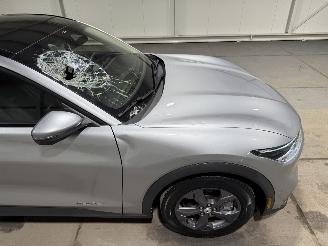 Ford Mustang Mach-e 75kWh 190kW RWD picture 16