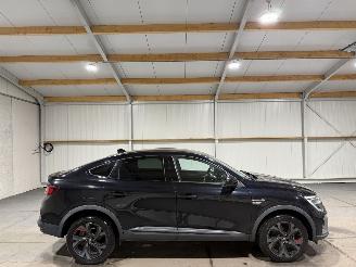 Auto incidentate Renault Arkana 1.6E-Tech 69kW Automaat Hybrid RS Line 2021/10