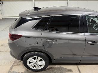 Opel Grandland X 1.2Turbo 96kW Business Elegance picture 22