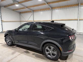 Ford Mustang 75kWh RWD 190kW picture 11