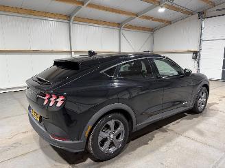 Ford Mustang 75kWh RWD 190kW picture 5