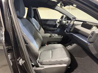 Volvo EX30 69kWh Extended Range Core 200kW Single motor picture 42