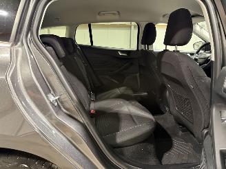 Ford Focus 1.0EcoBoost 92kW Hybrid Titanium Style picture 34