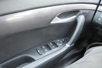 Hyundai I-40 1.7 CRDi I Catcher Premium Automaat  140pk  Camera Leer Navigatie [ nieuwe model picture 33