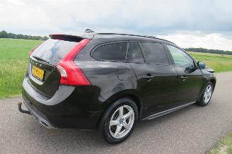 krockskadad bil bedrijf Volvo V-60 2.0 D 120 pk  Pular+ Dynamic  Euro 6 schuifdak Leer  Camera Navigatie  2017 2017/8