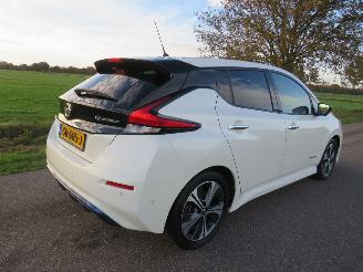 skadebil auto Nissan Leaf Tekna Automaat 2018  140.000km nap Camera Navigatie Clima Leer  [ nieuwstaat 2018/3