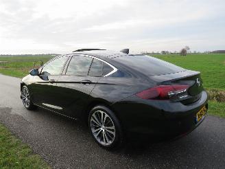 krockskadad bil auto Opel Insignia GRAND SPORT 1.5 165pk Turbo Euro 6 Innovation Camera Leer   5drs 2017/12