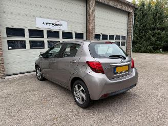 Vaurioauto  passenger cars Toyota Yaris 1.5 Hybrid Lease Navi Airco NAP ! 2015/1