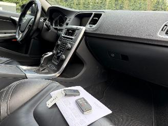 Volvo V-60 2.4 D6 AWD Plug-In Hybrid Automaat Schuifdak picture 5